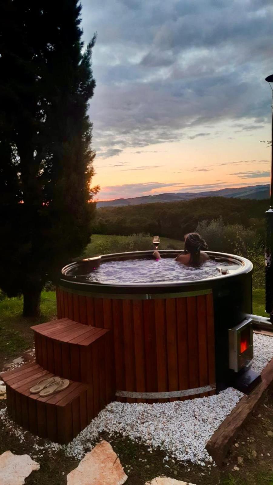 Podere Cerreto Casole dʼElsa Екстериор снимка